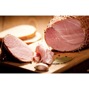 Szynka swojska (wędzona i parzona) 1kg